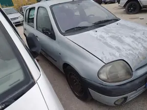 RENAULT CLIO II FASE I (B/CB0) foto 3