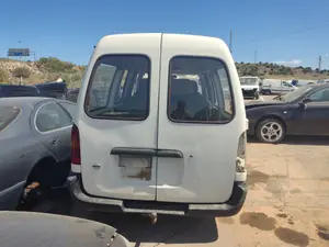 NISSAN SERENA (C23M) foto 7