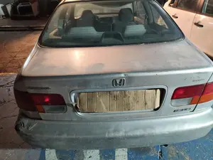 HONDA CIVIC COUPÉ (EJ6/8) foto 2
