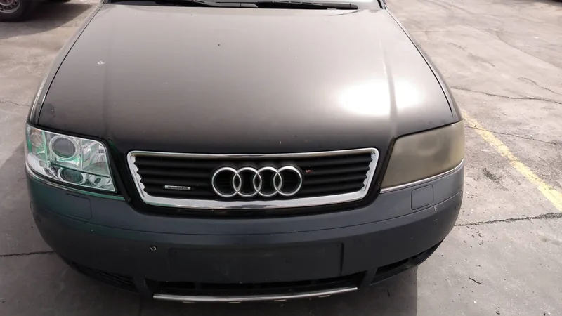 AUDI A6 AVANT (4B5)