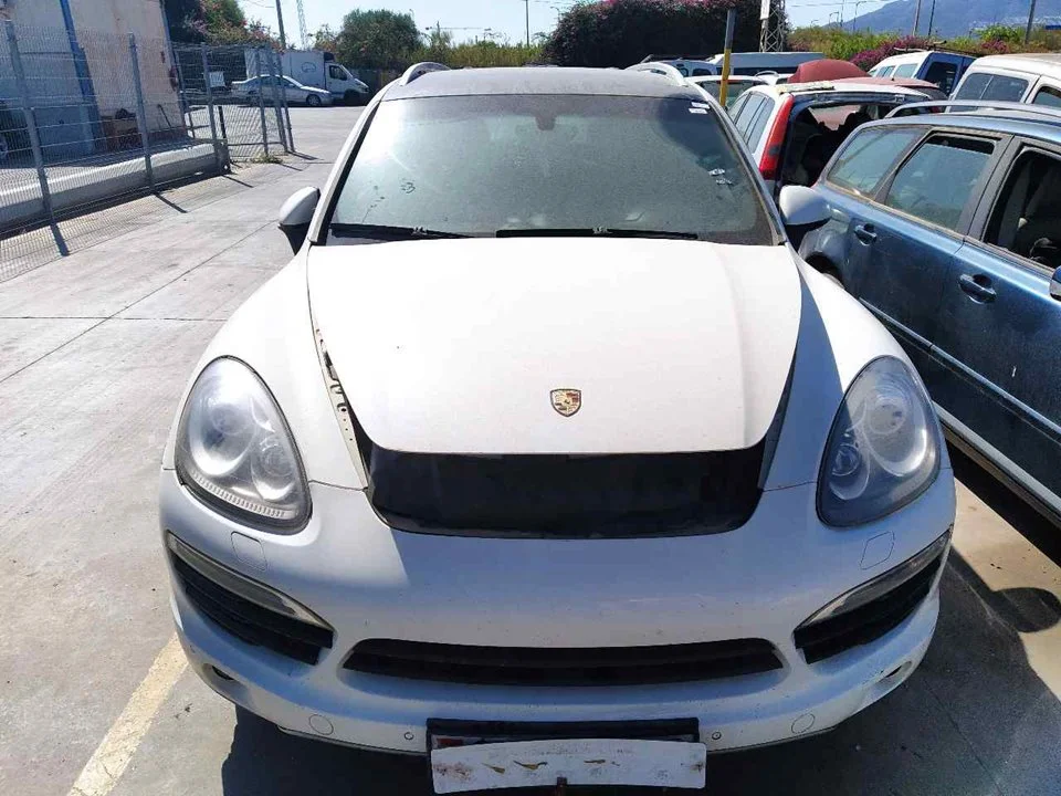 PORSCHE CAYENNE (TIPO 92A)