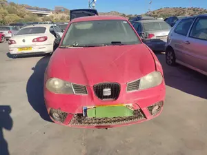 SEAT IBIZA (6L1) foto 1