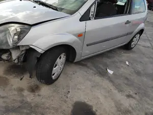 FORD FIESTA (CBK) foto 3
