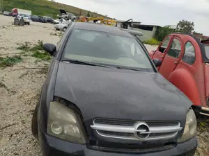OPEL VECTRA C BERLINA foto 1