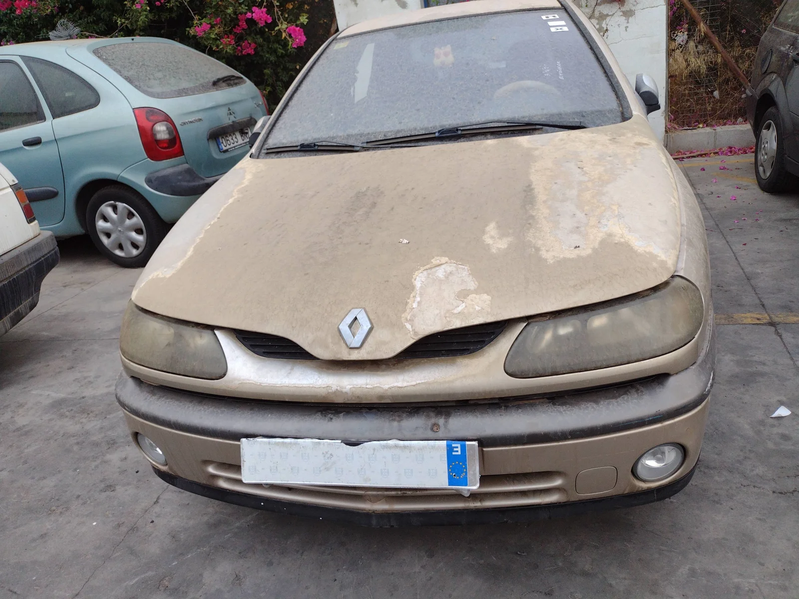 RENAULT LAGUNA (B56)