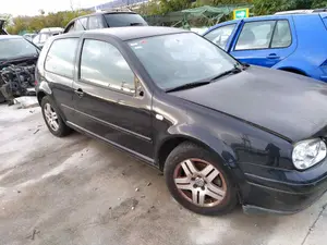 VOLKSWAGEN GOLF IV BERLINA (1J1)(10.1997) foto 7
