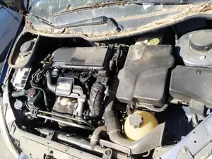 PEUGEOT 206 foto 5