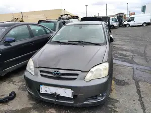 TOYOTA COROLLA (E12) foto 1