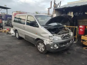 HYUNDAI H-1 STAREX () foto 7