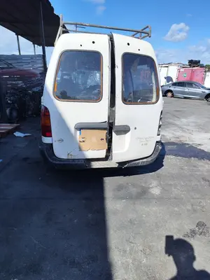 NISSAN VANETTE CARGO (HC23) foto 8