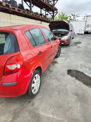 RENAULT CLIO III foto 6