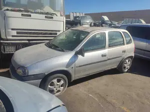 OPEL CORSA B foto 2