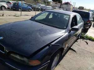 BMW SERIE 5 BERLINA (E39) foto 4
