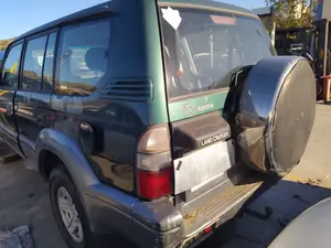 TOYOTA LAND CRUISER (J9) foto 4