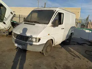 MERCEDES-BENZ SPRINTER FURGÓN (901-904) foto 3