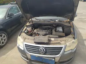 VOLKSWAGEN PASSAT BERLINA (3C2) foto 2