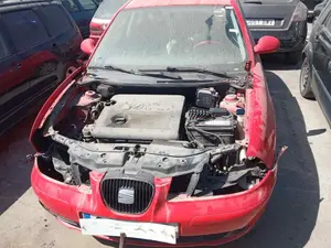 SEAT IBIZA (6L1) foto 1