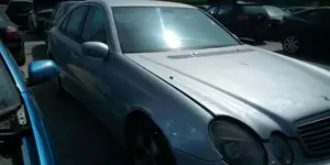 MERCEDES-BENZ CLASE E (BM 211) BERLINA foto 8