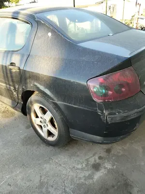 PEUGEOT 407 foto 5