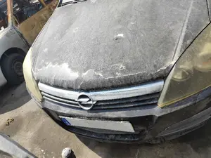 OPEL ASTRA H BERLINA foto 1