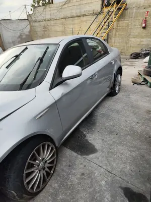 ALFA ROMEO 159 (140) foto 3