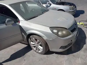 OPEL VECTRA C BERLINA foto 1