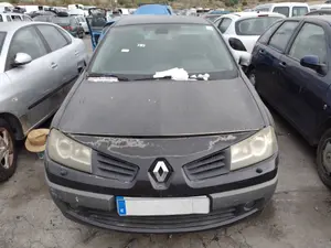RENAULT MEGANE II BERLINA 5P foto 1