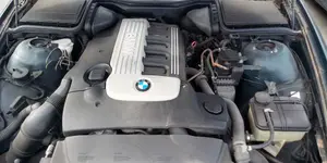 BMW SERIE 5 BERLINA (E39) foto 2