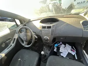 TOYOTA YARIS (KSP9/SCP9/NLP9) foto 6