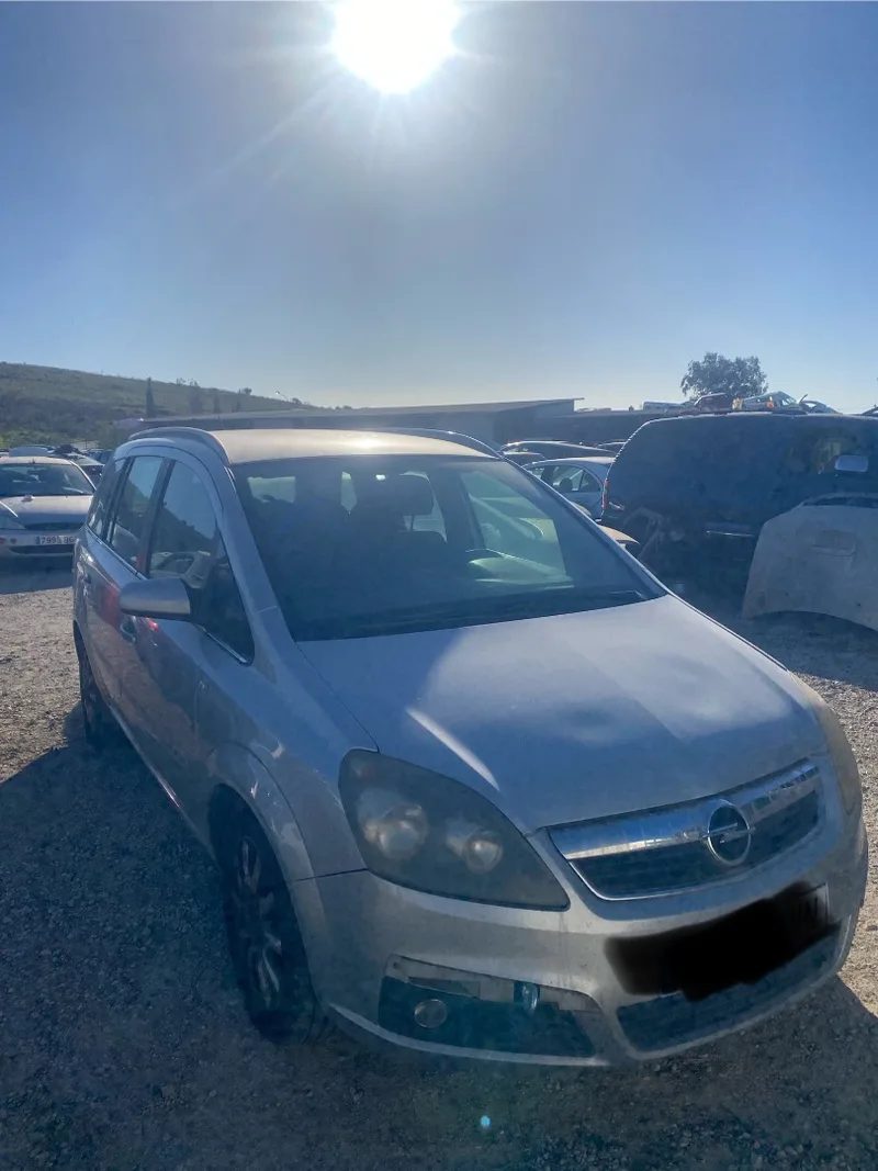 OPEL ZAFIRA B