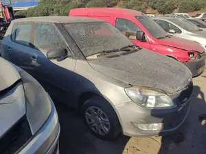 SKODA FABIA (5J2) foto 3
