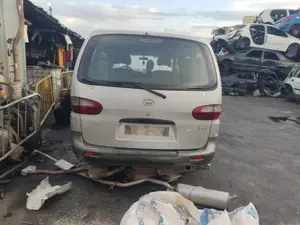 HYUNDAI H-1 STAREX () foto 6