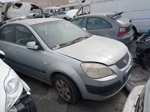 KIA RIO (JB) foto 2