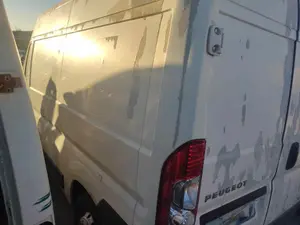 PEUGEOT BOXER (333/335) FURGÓN TECHO ELEVADO BAT.3450MM foto 5