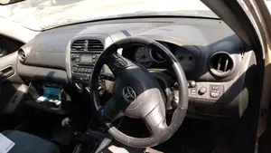 TOYOTA RAV4 (A2) foto 11