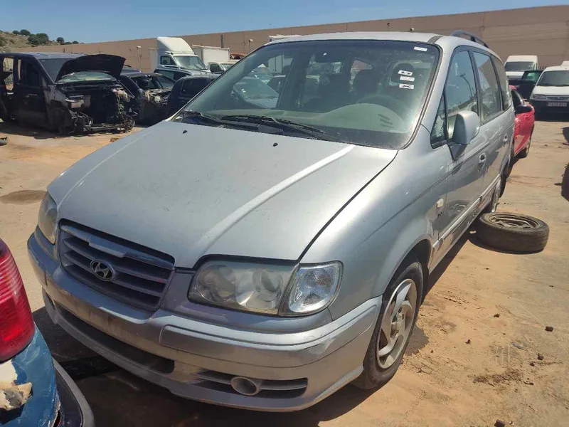 HYUNDAI TRAJET (FO)