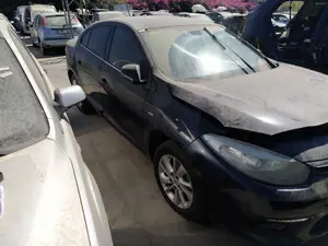 RENAULT FLUENCE foto 3