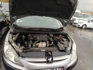 PEUGEOT 307 BERLINA (S2) foto 6