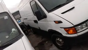 IVECO DAILY FURGÓN foto 4