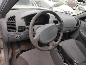 HYUNDAI ACCENT (LC) foto 5