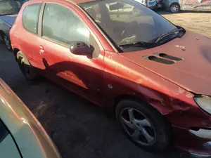 PEUGEOT 206 foto 2