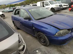 SEAT IBIZA (6L1) foto 2