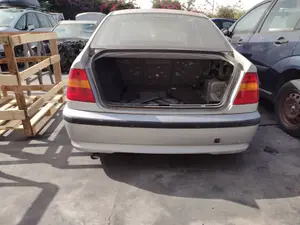 BMW SERIE 3 BERLINA (E46) foto 11