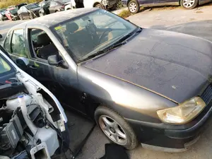 SEAT CORDOBA BERLINA (6K2) foto 3