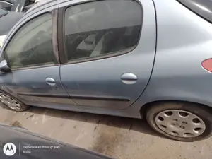 PEUGEOT 206 foto 6