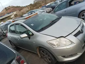 TOYOTA AURIS (E15) foto 3