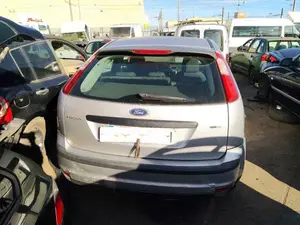 FORD FOCUS BERLINA (CAP) foto 3