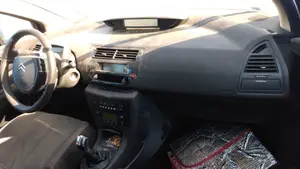 CITROEN C4 BERLINA foto 9