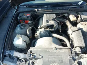 BMW SERIE 3 BERLINA (E36) foto 6