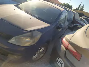 RENAULT CLIO III foto 5